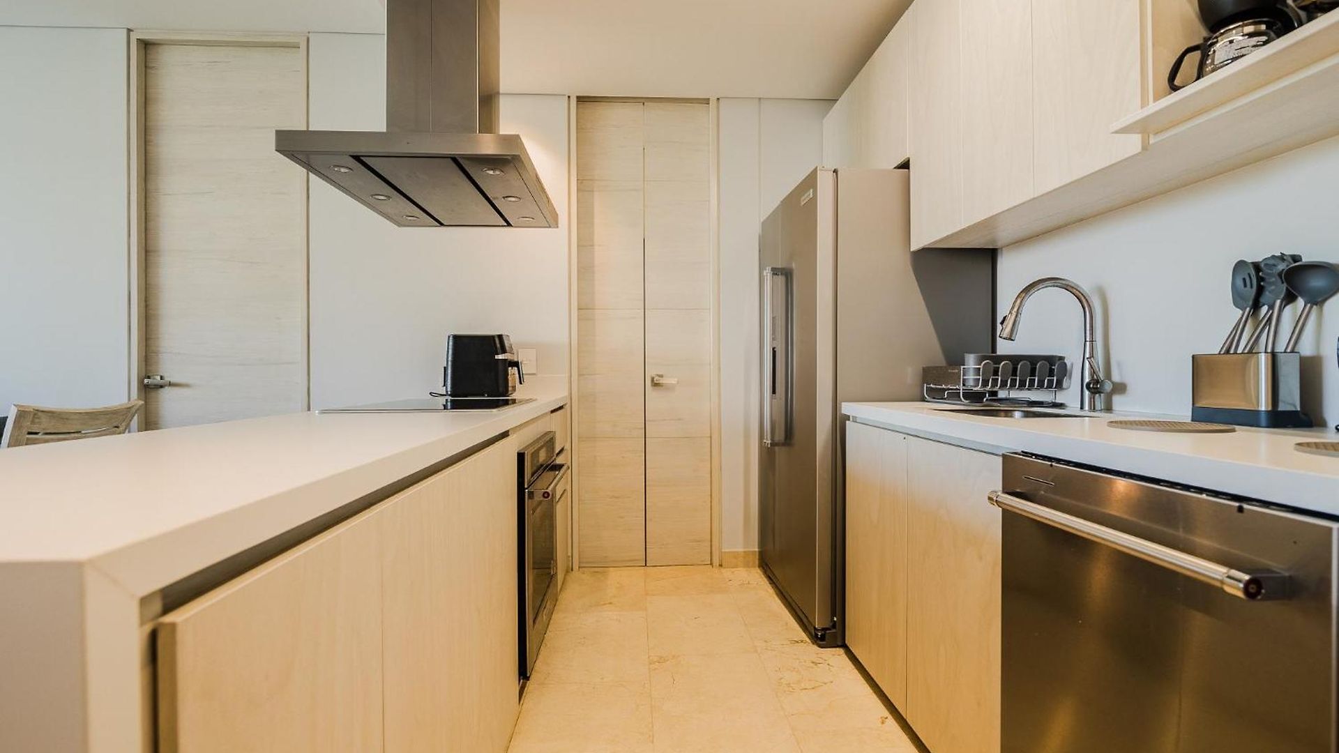 2-br Sea & Pool View In Baru - * Cartagena