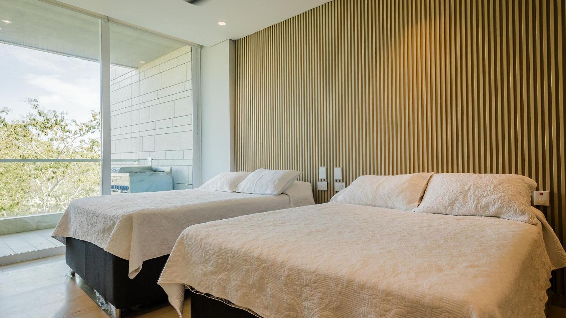 2-br Sea & Pool View In Baru - Apartamento *