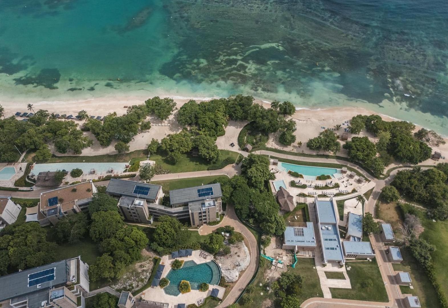 2-br Sea & Pool View In Baru - Cartagena