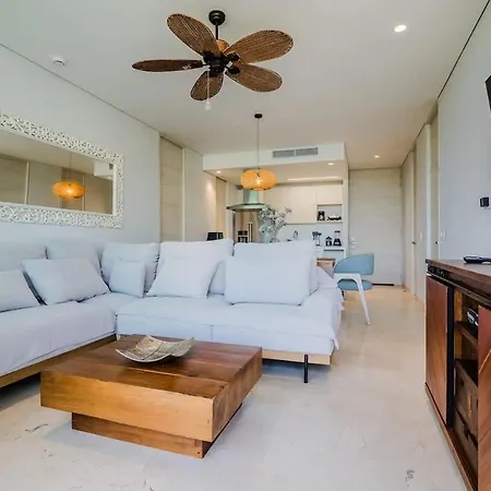 2-br Sea & Pool View In Baru - Apartamento *