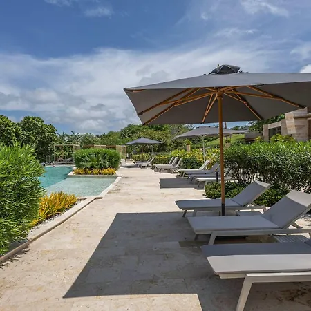 2-br Sea & Pool View In Baru -